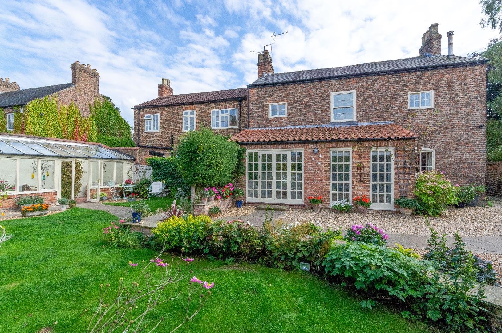 The Green, Green Hammerton, York, 3 bed, Type unknown, YO26 8BQ, £